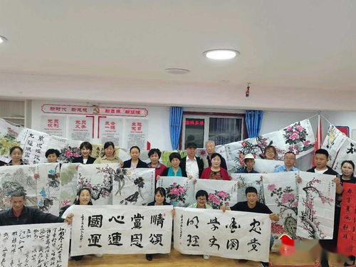 秦州區(qū)十方堂社區(qū)開展慶祝中國共產(chǎn)黨成立100周年書畫交流活動