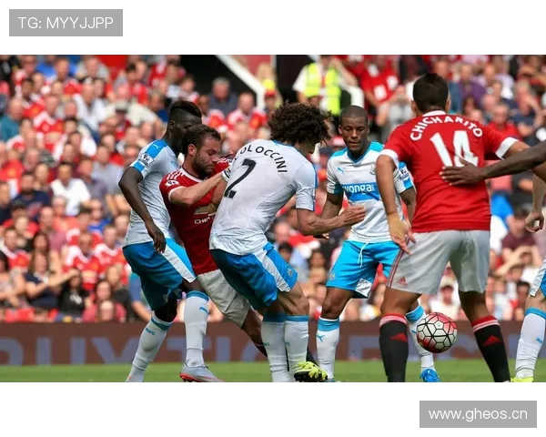 曼联防守体系漏洞频出，球队竞技表现稳定性面临考验。