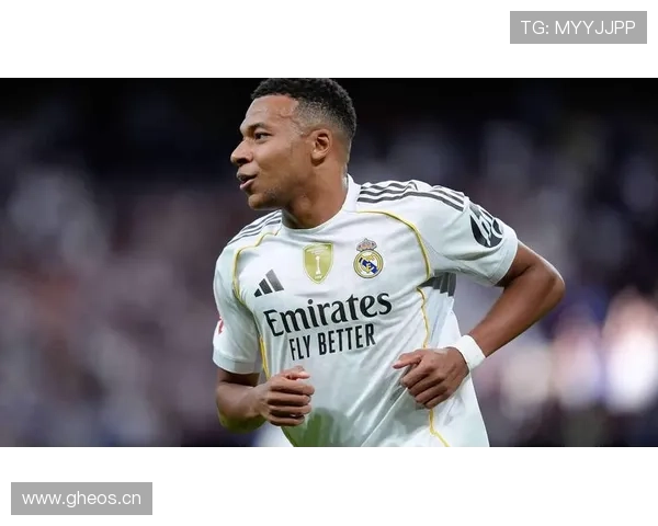 姆巴佩与法国传奇前锋国家队数据对比及地位排序分析