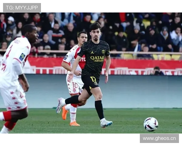 维蒂尼亚：从后场出球点到前场连接器的战术角色演变分析