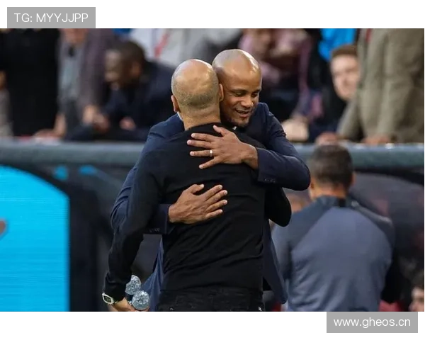 孔帕尼把后院改成迷你球场，刷到这图我工资条都沉默了