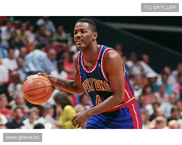 乔·杜马斯无球跑动牵制力改变活塞外线空间