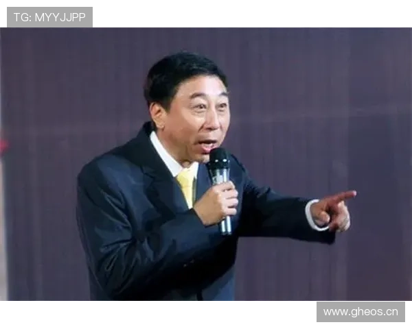 谌龙训练间刷出的水杯，比我这月工资还贵？这生活细节也太明星了吧